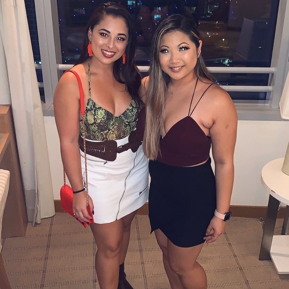 Neon green/yellow and black sheet bodysuit - Picture 5 of 5